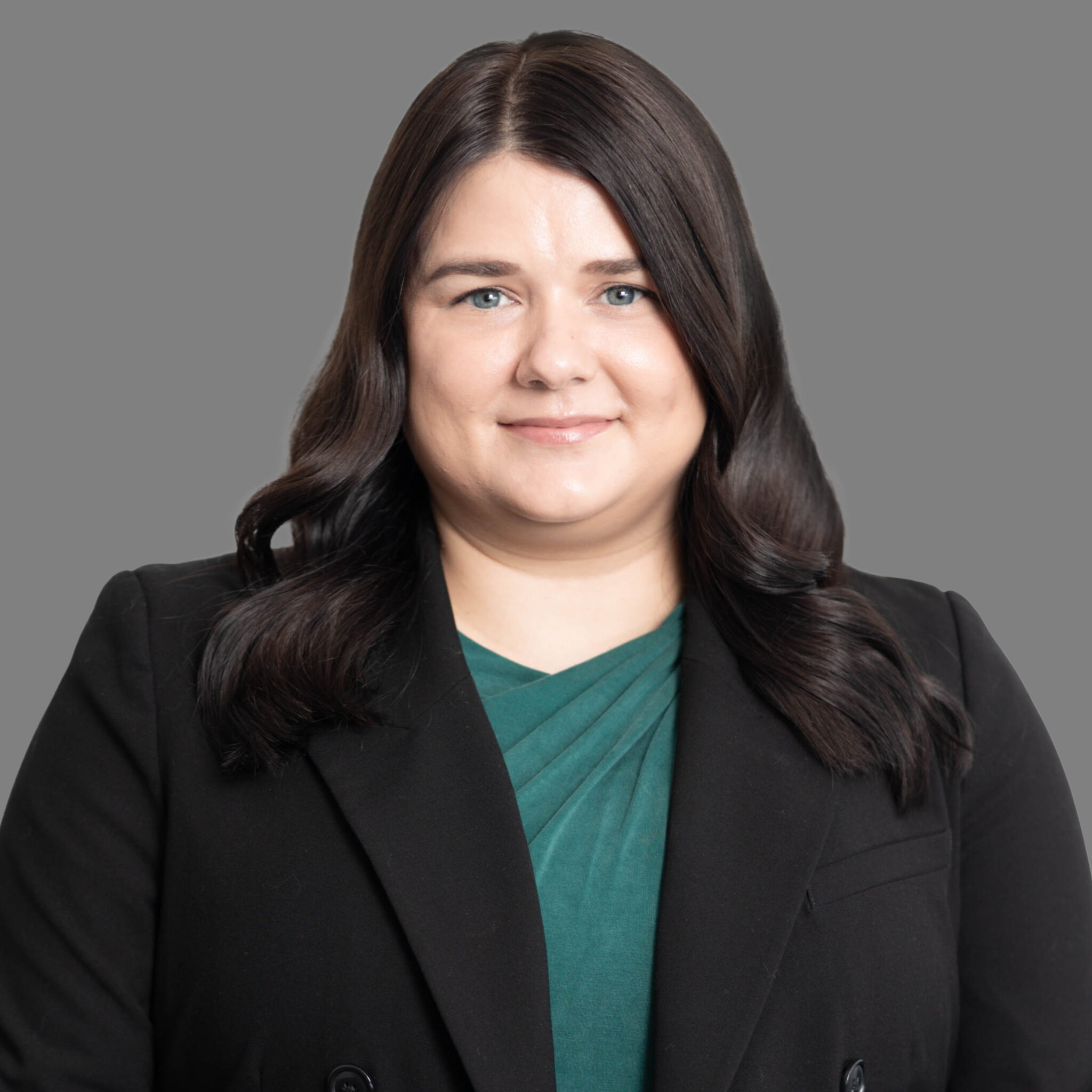 Headshot of Nicole Golletz